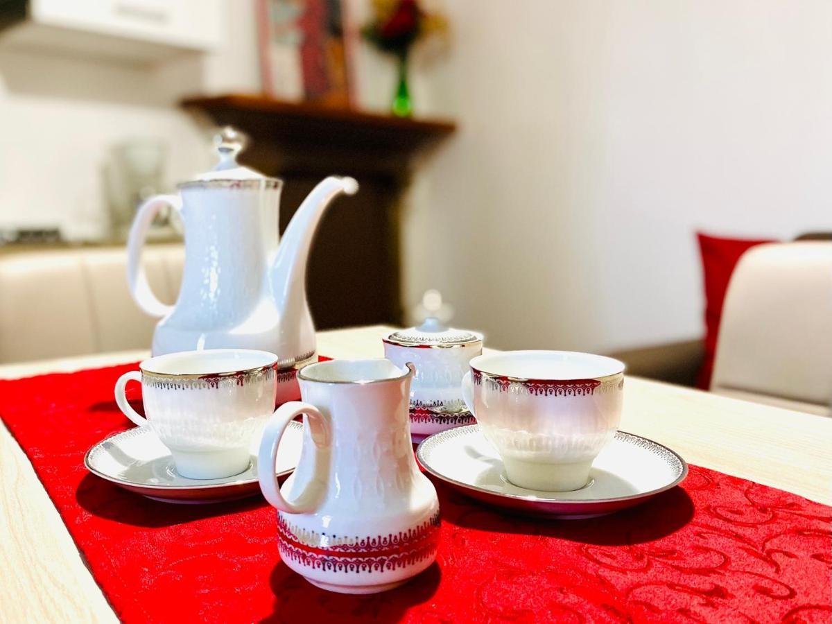 Borgo Camillo Apartment Лено Екстериор снимка