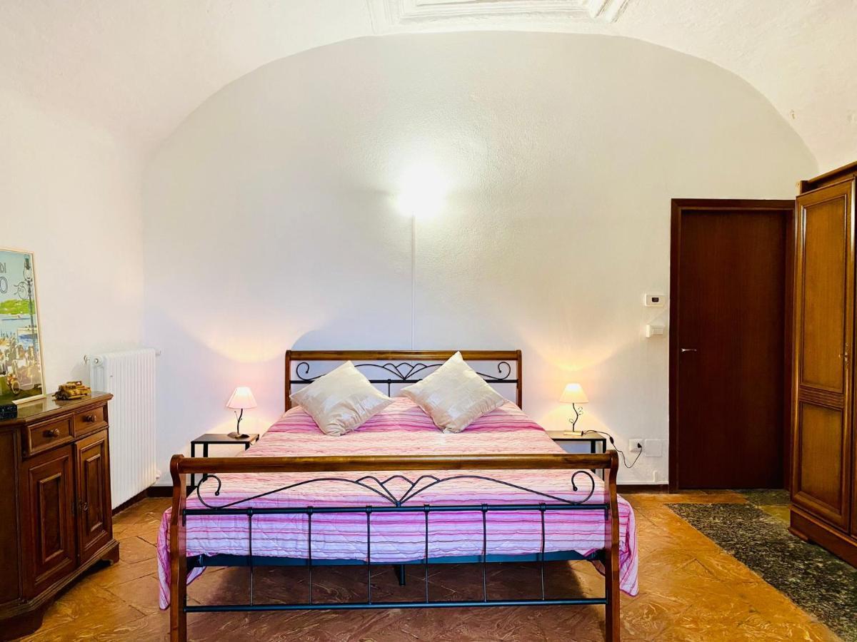 Borgo Camillo Apartment Лено Екстериор снимка